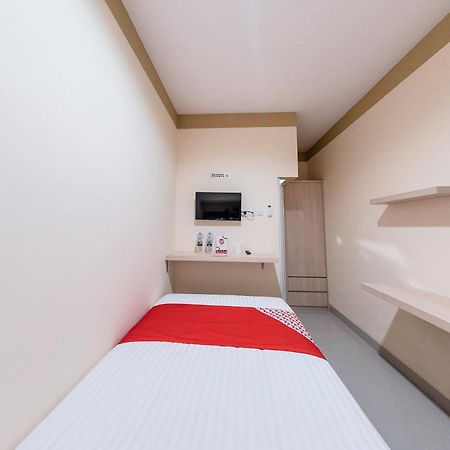 Hotel Vaccinated Staff - OYO 478 Balcon Biru Giacarta Esterno foto