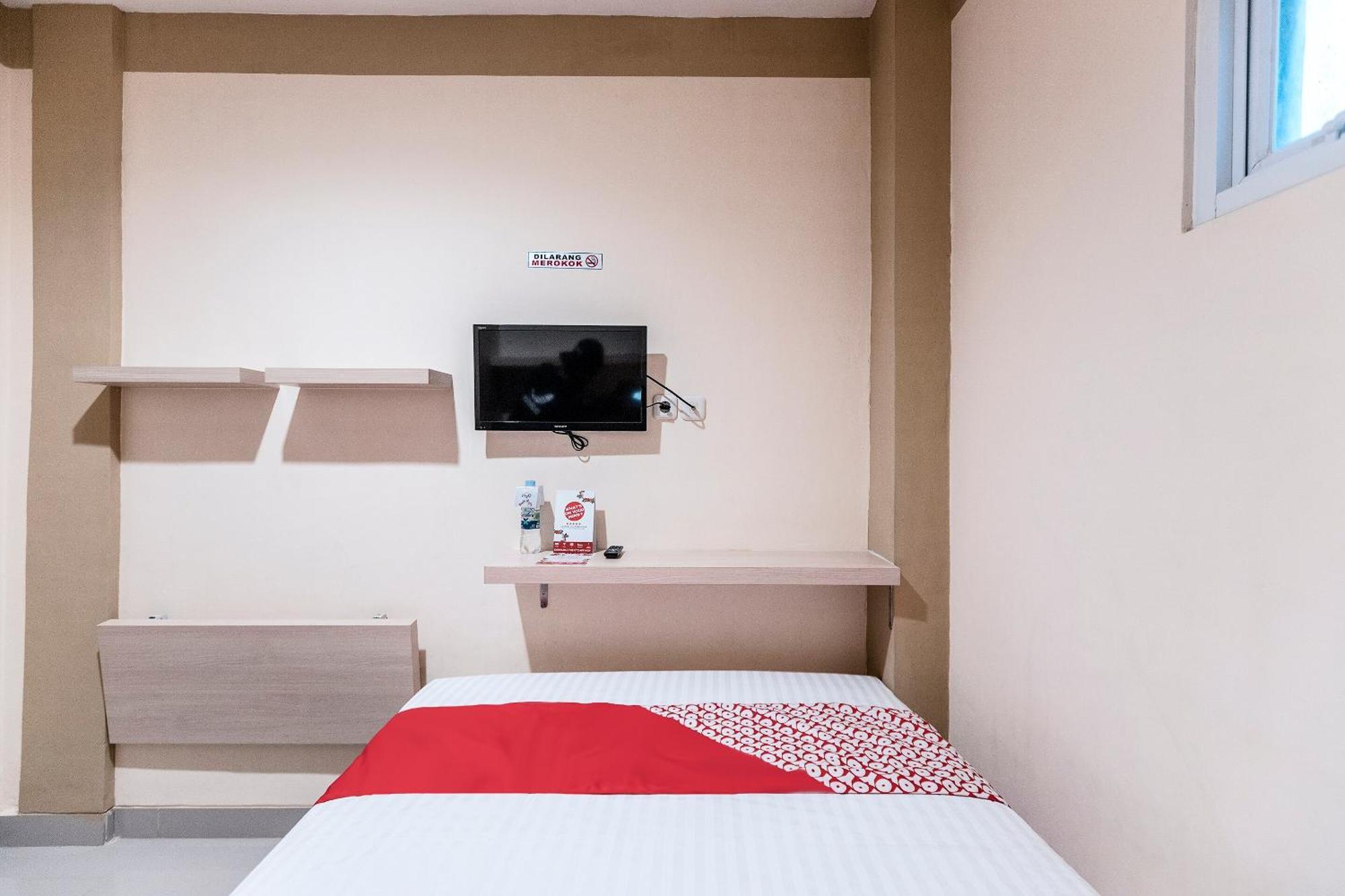 Hotel Vaccinated Staff - OYO 478 Balcon Biru Giacarta Esterno foto