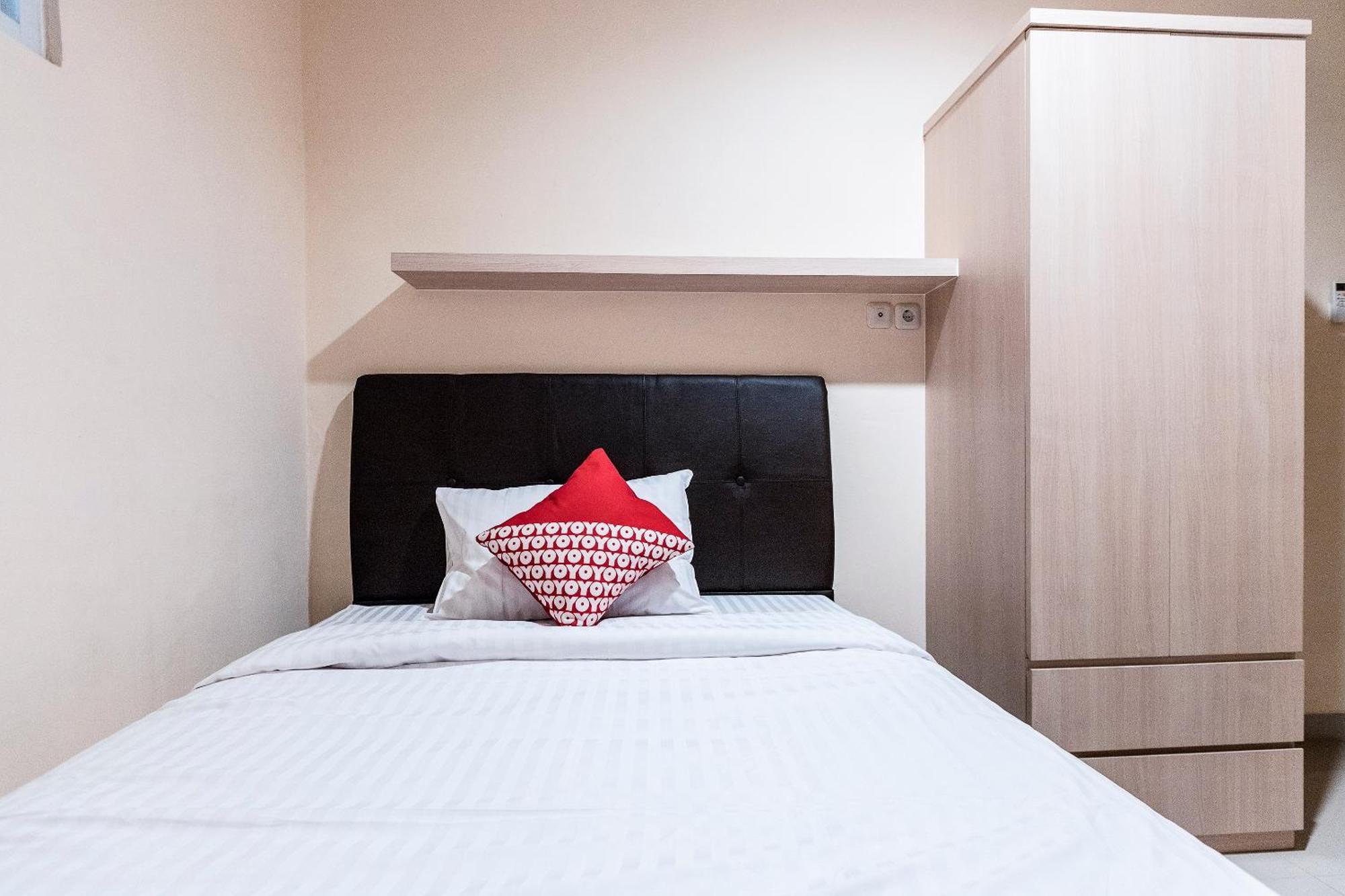 Hotel Vaccinated Staff - OYO 478 Balcon Biru Giacarta Esterno foto