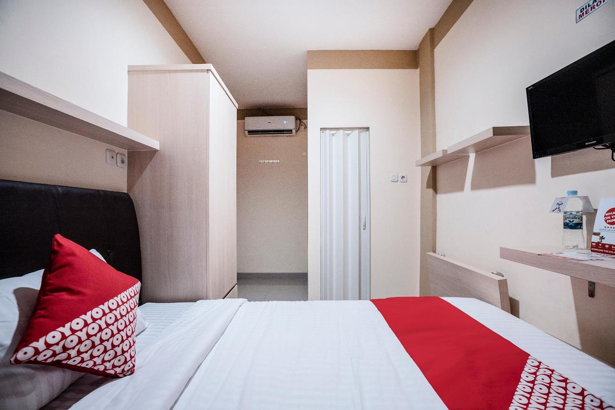 Hotel Vaccinated Staff - OYO 478 Balcon Biru Giacarta Esterno foto