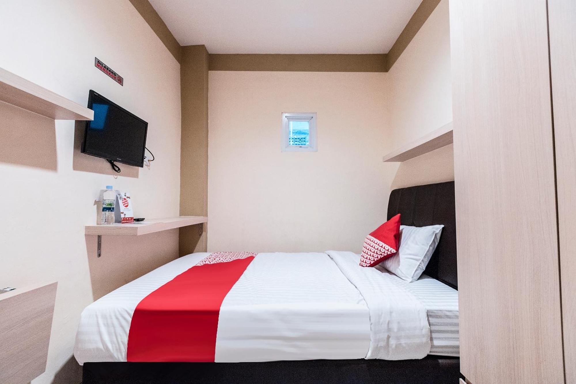 Hotel Vaccinated Staff - OYO 478 Balcon Biru Giacarta Esterno foto