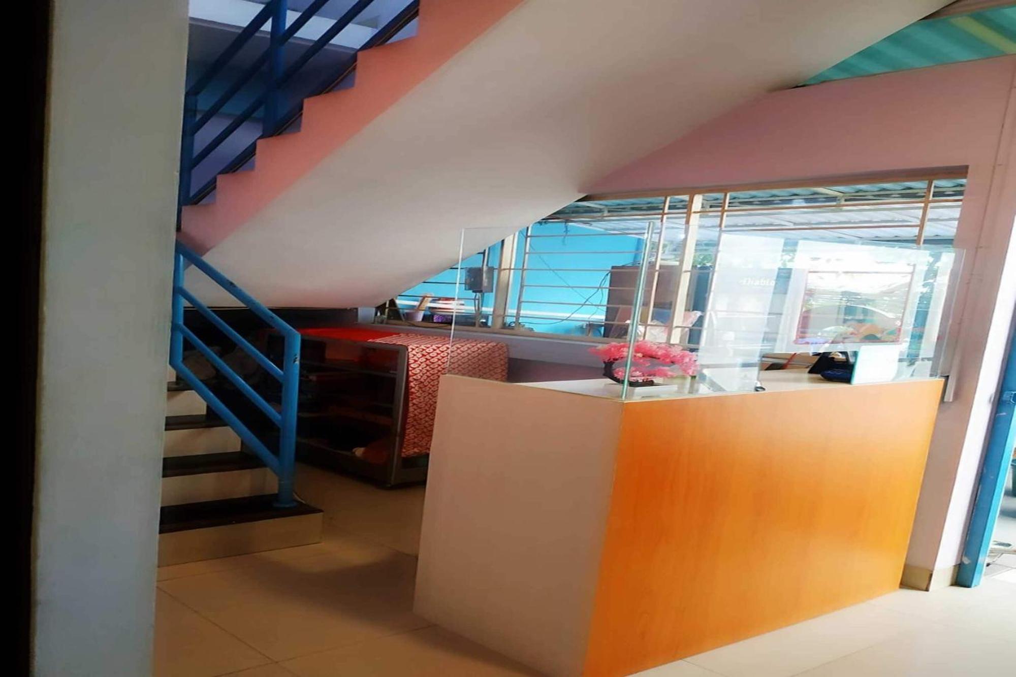 Hotel Vaccinated Staff - OYO 478 Balcon Biru Giacarta Esterno foto
