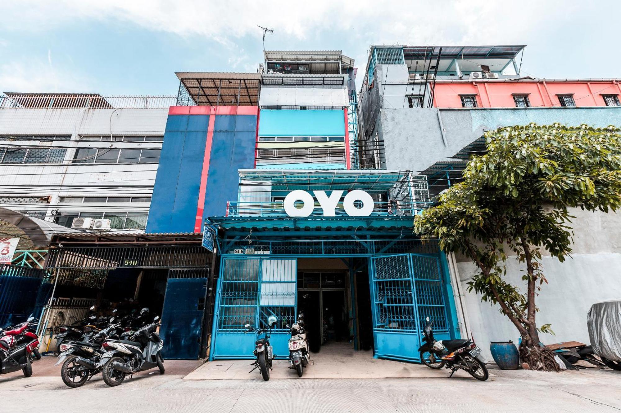 Hotel Vaccinated Staff - OYO 478 Balcon Biru Giacarta Esterno foto